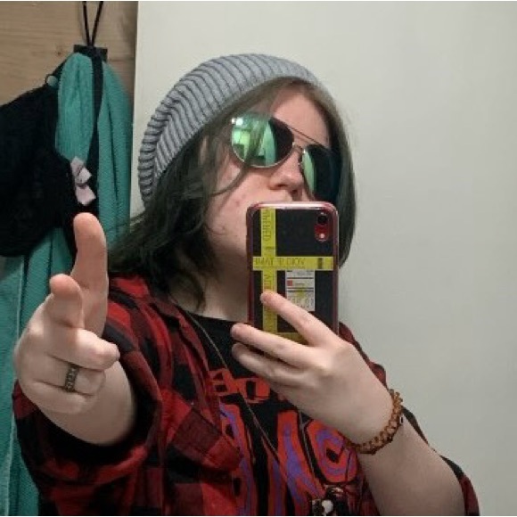 Meet your Posher, Raeven - Picture 5 of 6